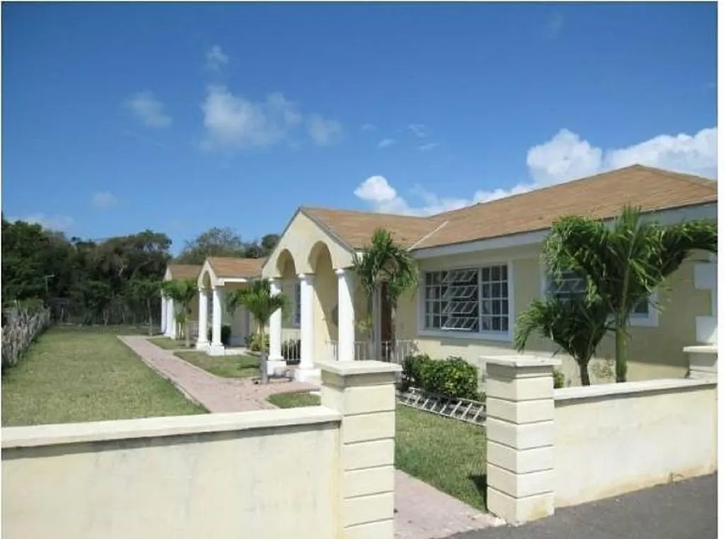דירות נסאו Leslie'S Estates איי בהאמה